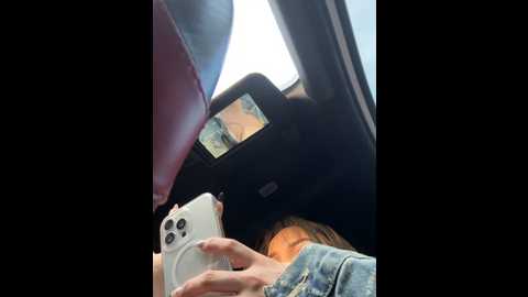 eira2004 @ stripchat on 20241119