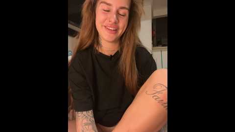 emiliacatalina @ stripchat on 20241119