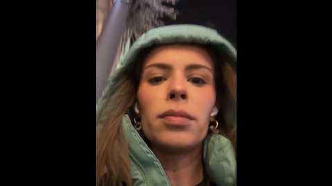 hotbella_ @ stripchat on 20241119