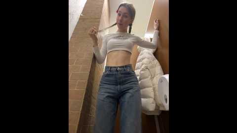 lia__love @ stripchat on 20241119