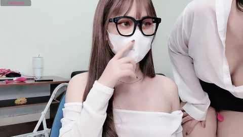 lyly_office @ stripchat on 20241119