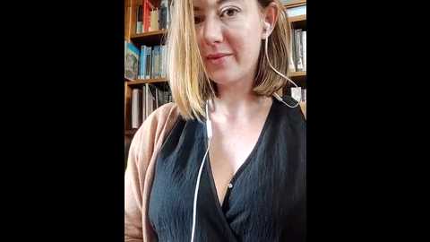 topsywilde @ stripchat on 20241119