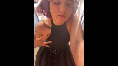 baby__naughty @ stripchat on 20241120