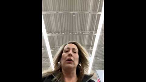 cherry_red_xo @ stripchat on 20241120