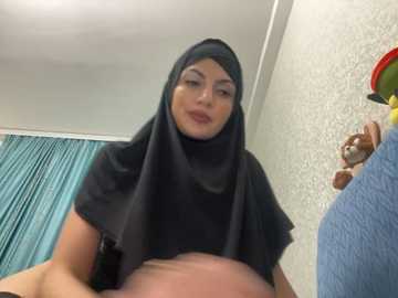gumusguray @ stripchat on 20241120