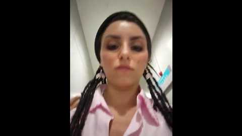 izabella_bella @ stripchat on 20241120