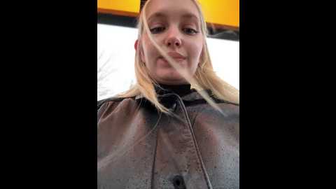 milkyy_wway @ stripchat on 20241120