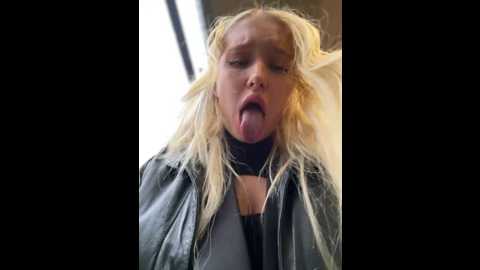 milkyy_wway @ stripchat on 20241120