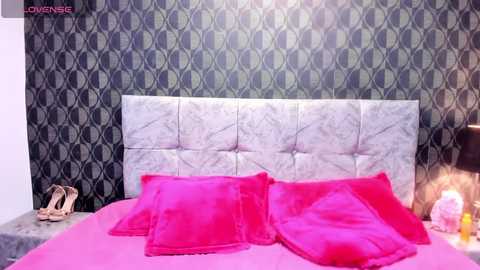 emily_clark1 @ stripchat on 20241121