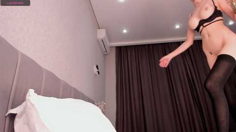 sharlin_13 @ stripchat on 20241121