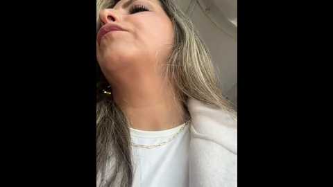 _abril_office1 @ stripchat on 20241122