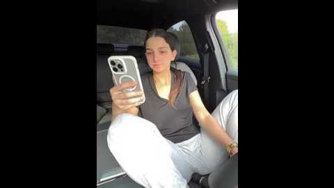 dorideluxe66 @ stripchat on 20241122