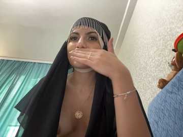 gumusguray @ stripchat on 20241122