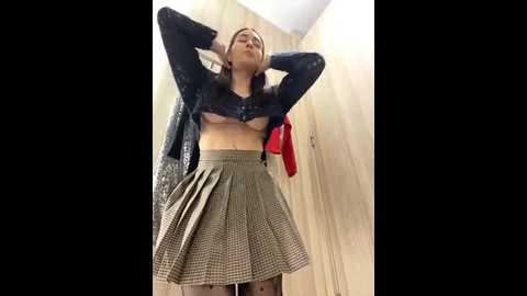 holly_play @ stripchat on 20241122