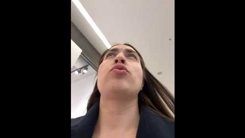 holly_play @ stripchat on 20241122