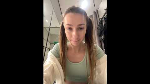 lia__love @ stripchat on 20241122