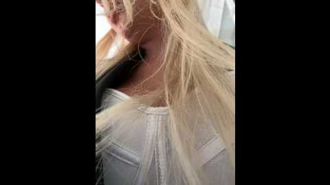 milkyy_wway @ stripchat on 20241122