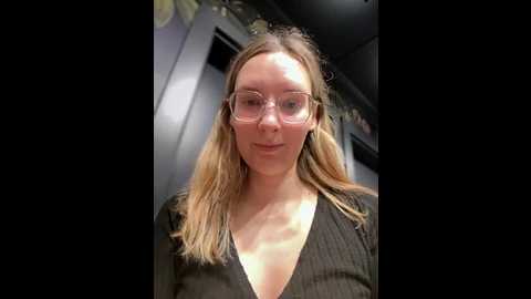 the_snowwhitee @ stripchat on 20241122