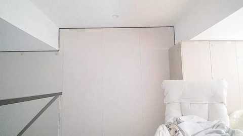 bellajane_hk000