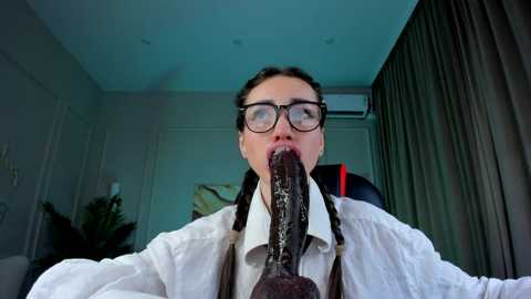 kriss_babe @ stripchat on 20241123