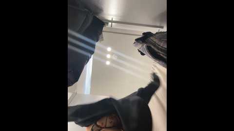 tisha_busty @ stripchat on 20241123