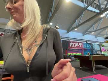 didi_diamond @ stripchat on 20241124