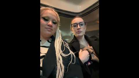 rollinggirls @ stripchat on 20241124