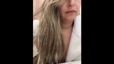 _abril_office1 @ stripchat on 20241125