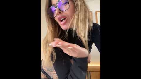 etwas_neugierig @ stripchat on 20241125