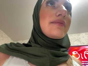 gumusguray @ stripchat on 20241125