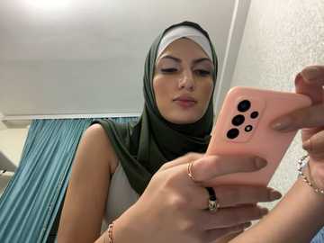 gumusguray @ stripchat on 20241125