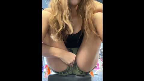 psilybaby @ stripchat on 20241125