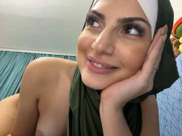 gumusguray @ stripchat on 20241126