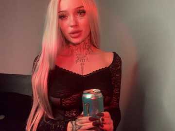 madelinexx @ stripchat on 20241126