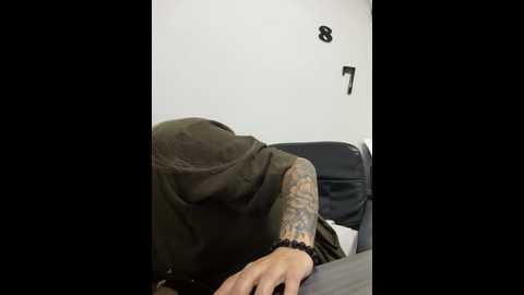 _abril_office1 @ stripchat on 20241127