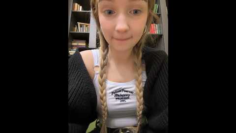 baby_tiny @ stripchat on 20241127