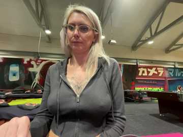 didi_diamond @ stripchat on 20241127