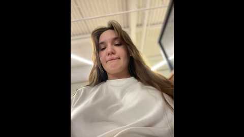 holly_molii @ stripchat on 20241127