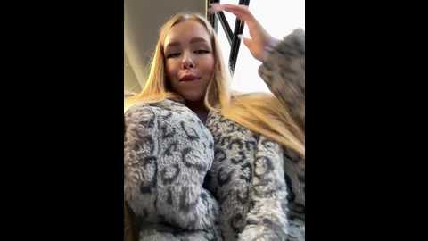 mur_girl @ stripchat on 20241127