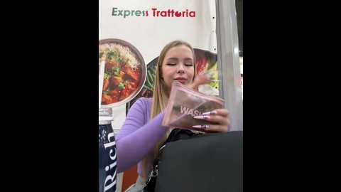 mur_girl @ stripchat on 20241127