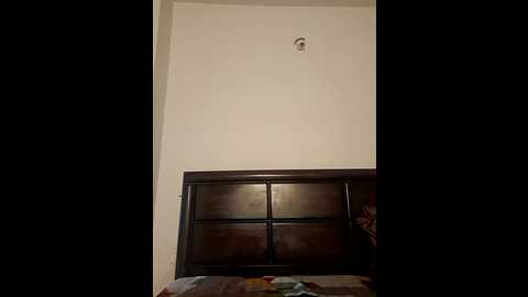 ur_khwahishh @ stripchat on 20241127