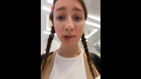 lia__love @ stripchat on 20241128