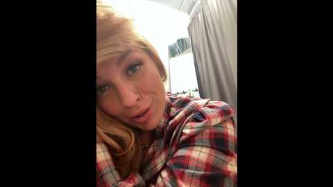 sweet___emily @ stripchat on 20241128