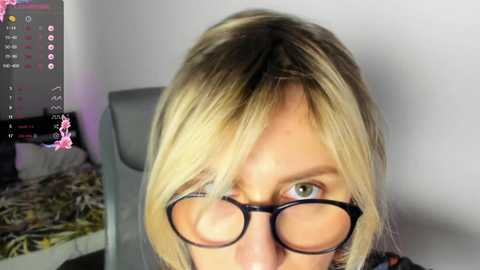 verolaang @ stripchat on 20241128