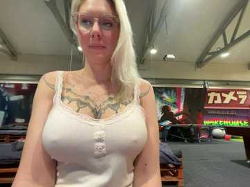 didi_diamond @ stripchat on 20241129