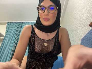 gumusguray @ stripchat on 20241129
