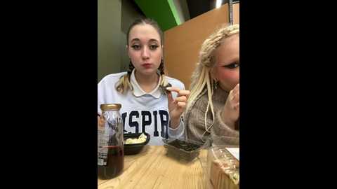 rollinggirls @ stripchat on 20241129