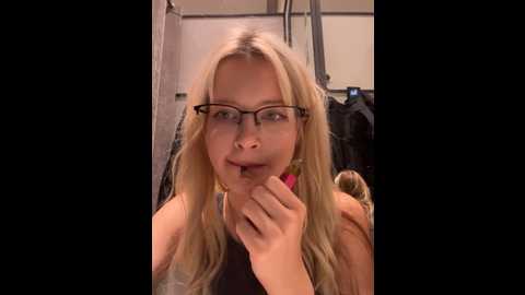 serenity_fly @ stripchat on 20241129