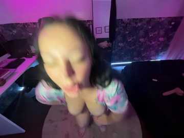 chloe_ricci @ stripchat on 20241130