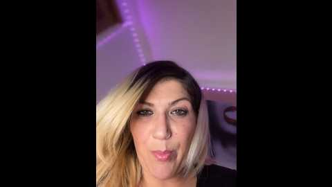 littlemisseeve @ stripchat on 20241130